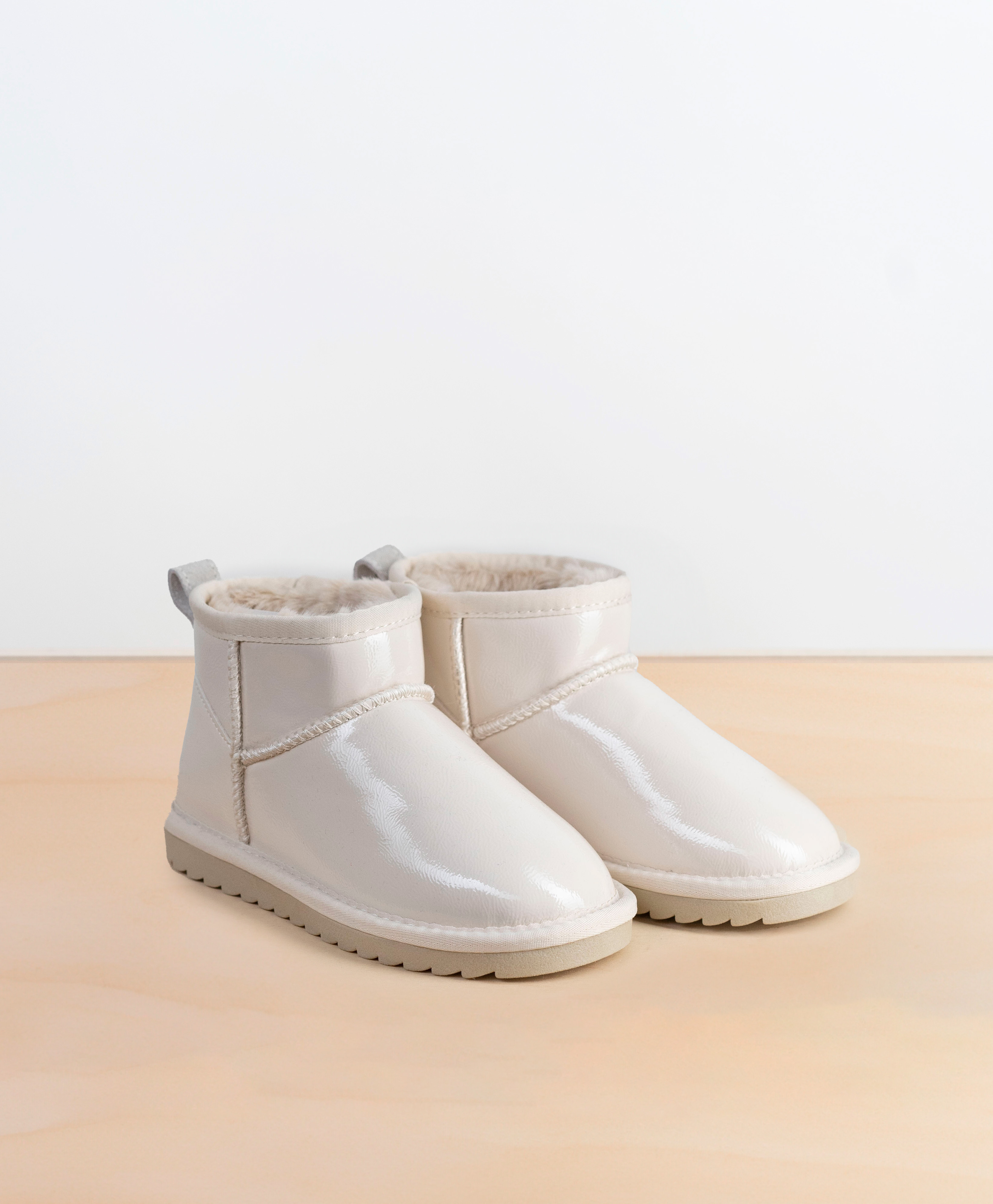 Черевики Colors of California